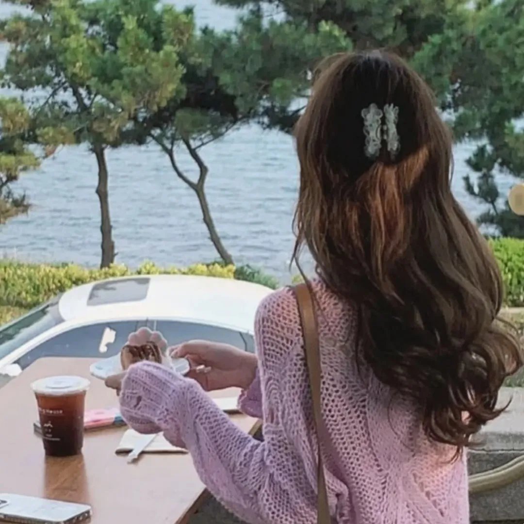 女哭声